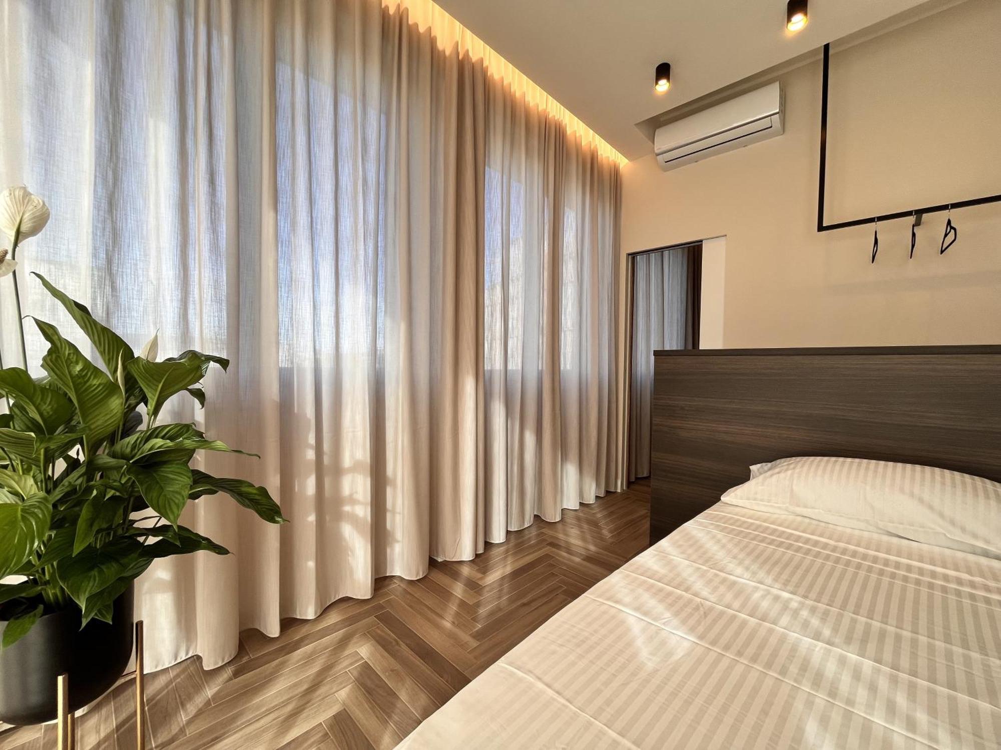 Yls Luxury Suites — Photos 1